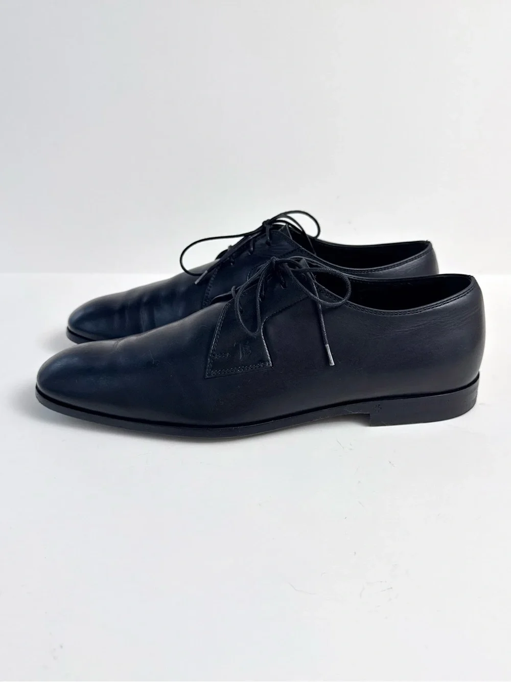 Tod's Smooth Leather Derby Lace-Up Plain Toe Dress Shoes in Black Men’s Size 7